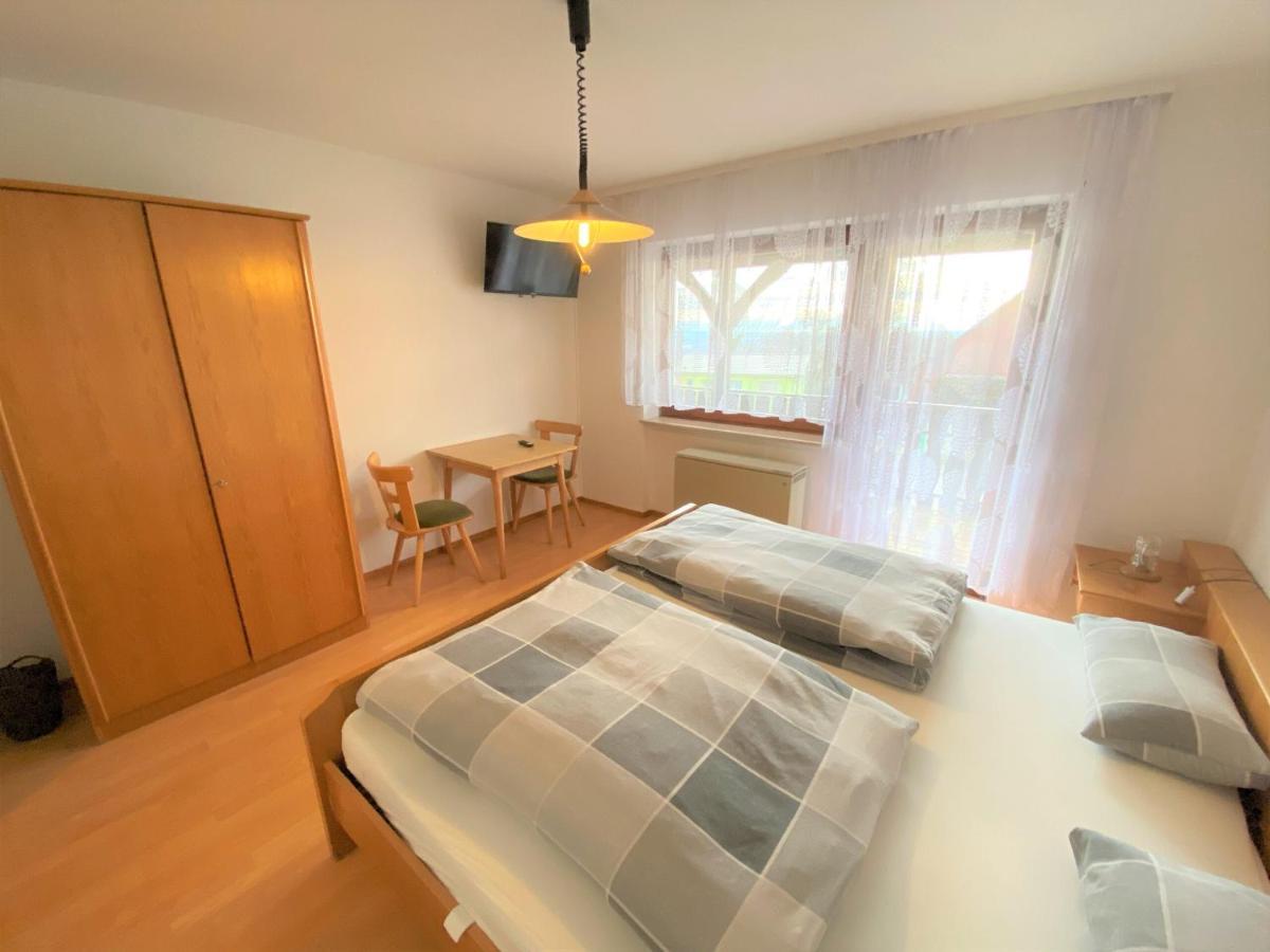 Pension Adler Owingen Luaran gambar