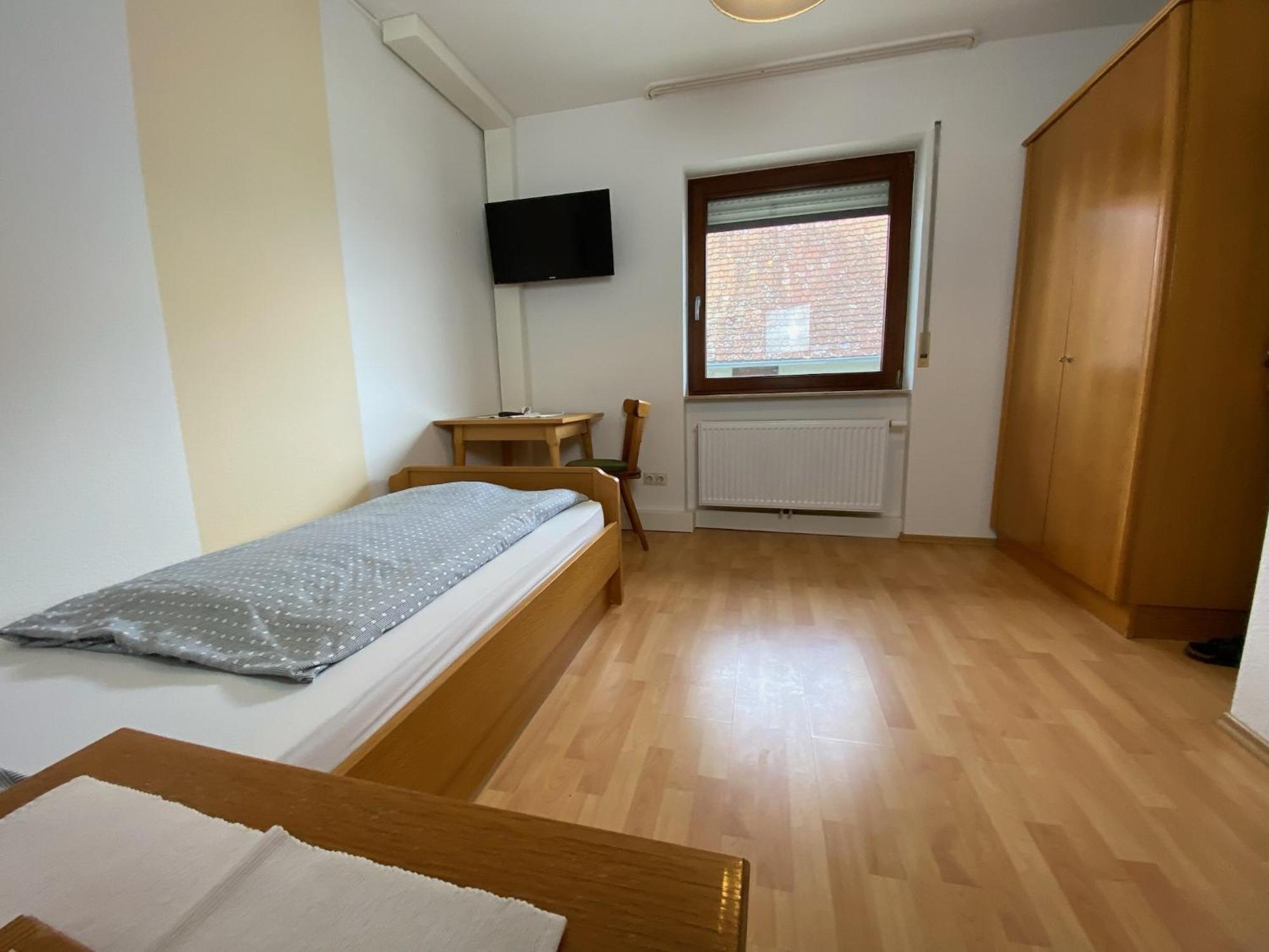 Pension Adler Owingen Bilik gambar
